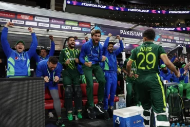 Pakistan beat New Zealand in the semifinal